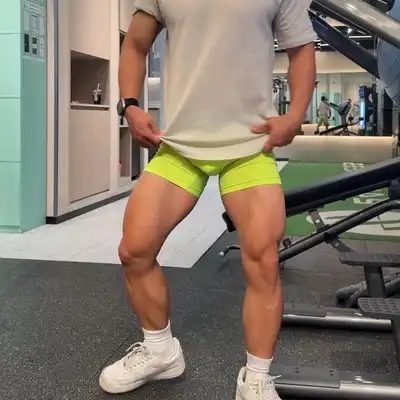 邓成
